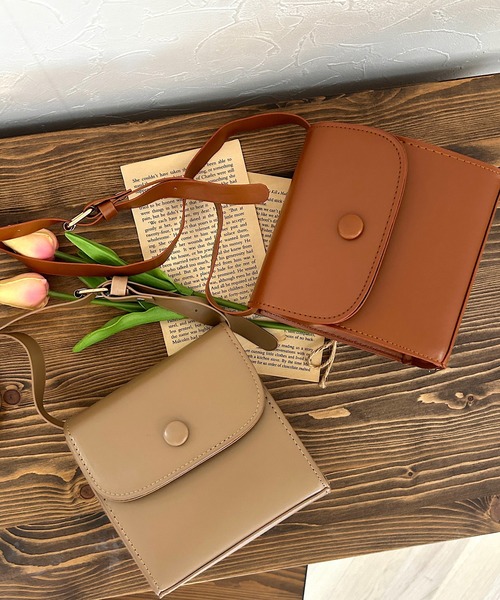 Cham.（チャム）の「くるみボタンスクエアショルダーバッグ（ショルダーバッグ・レディース・ライトブラウン/ブラック/ダークブラウン/ベージュ・F）」の13枚目の写真