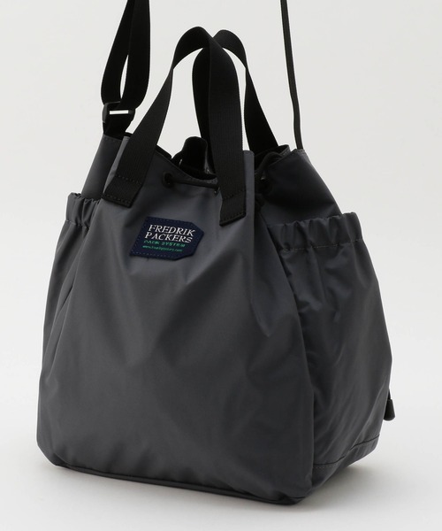 Grand PARK（グランドパーク）の「【FREDRIK PACKERS】210D BLOOM SHOULDER　別注モデル（ショルダーバッグ・レディース・ブラック/カーキ/チャコールグレー・FREE）」の3枚目の写真