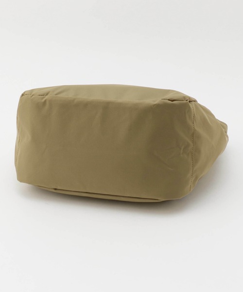 Grand PARK（グランドパーク）の「【FREDRIK PACKERS】210D BLOOM SHOULDER　別注モデル（ショルダーバッグ・レディース・ブラック/カーキ/チャコールグレー・FREE）」の6枚目の写真