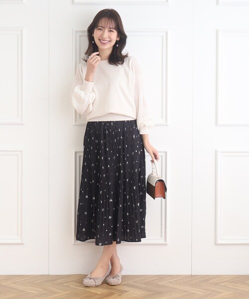 couture brooch（クチュールブローチ）の「◆【華やか春ニット】マジョリカプリーツドッキングニット（ニット/セーター・レディース・ライトグレー/オフホワイト/ベビーピンク・42/38）」の7枚目の写真