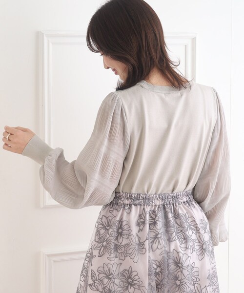 couture brooch（クチュールブローチ）の「◆【華やか春ニット】マジョリカプリーツドッキングニット（ニット/セーター・レディース・ライトグレー/オフホワイト/ベビーピンク・42/38）」の20枚目の写真