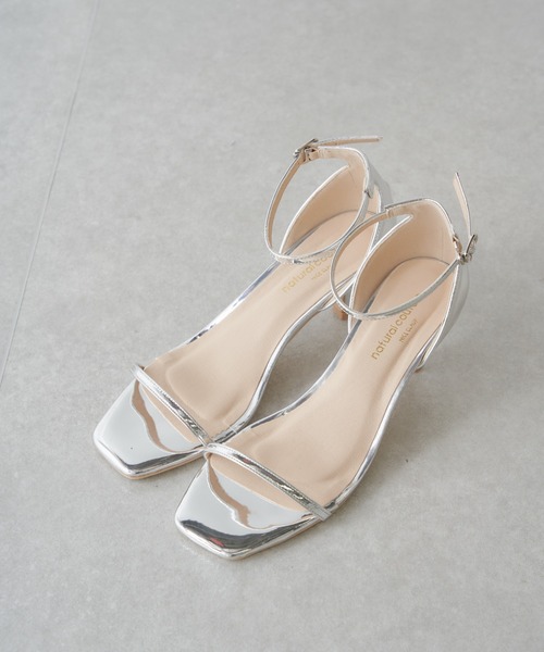 natural couture(ナチュラルクチュール)の「メタリックスクエアサンダル(その他シューズ・レディース・ゴールド/ブラック/シルバー・MEDIUM/LARGE)」の3枚目の写真