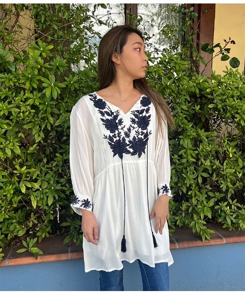 anap mimpi(アナップミンピ)の「フラワー刺繍 タッセル ミニワンピース(ワンピース・レディース・ホワイト/ライトブルー・FREE)」の22枚目の写真