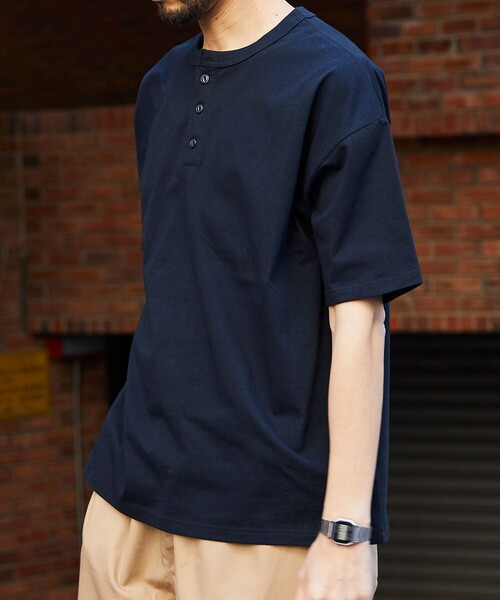 FREAK'S STORE(フリークスストア)の「限定展開 STORATECH/ストラテック ヘンリーネックTシャツ/USAコットン/抗菌/防臭/制菌/UVカット/接触冷感/吸水速乾(Tシャツ/カットソー・メンズ・グレイッシュベージュ/スミクロ/ネイビー/ブラック/ホワイト・SMALL/MEDIUM/LARGE/X-LARGE)」の21枚目の写真