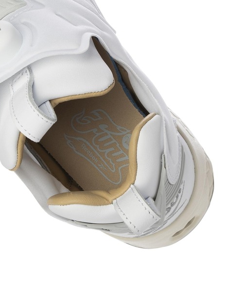Reebok(リーボック)の「INSTAPUMP FURY 94 100074905(スリッポン・メンズ・ホワイト・24.0cm/24.5cm/25.0cm/25.5cm/26.0cm/26.5cm/27.0cm/27.5cm/28.0cm/28.5cm/29.0cm/30.0cm/23.5cm)」の6枚目の写真