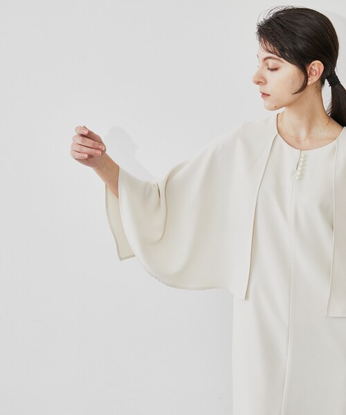 cloenc（クロエンス）の「◆【手洗い可】パールケープワンピース（ワンピース・レディース・アイボリー/ネイビー・03/01/02）」の8枚目の写真