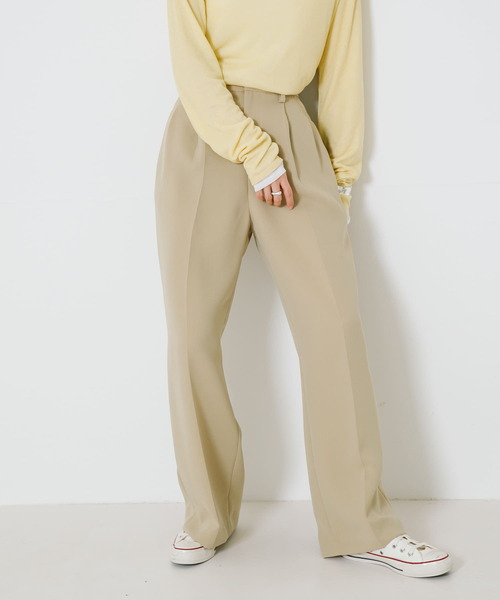 URBAN RESEARCH（アーバンリサーチ）の「『UR TECH DRYLUXE』『イージーケア』タックパンツ（その他パンツ・レディース・ブラック/ベージュ・38/36）」の14枚目の写真