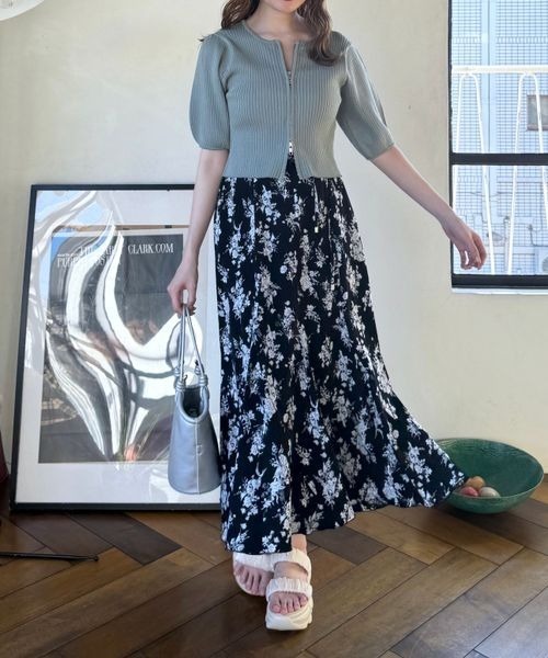 mysty woman（ミスティウーマン）の「フラワープリントフレアスカート 109955（スカート・レディース・ブラック/ライトベージュ/オフホワイト・FREE）」の9枚目の写真