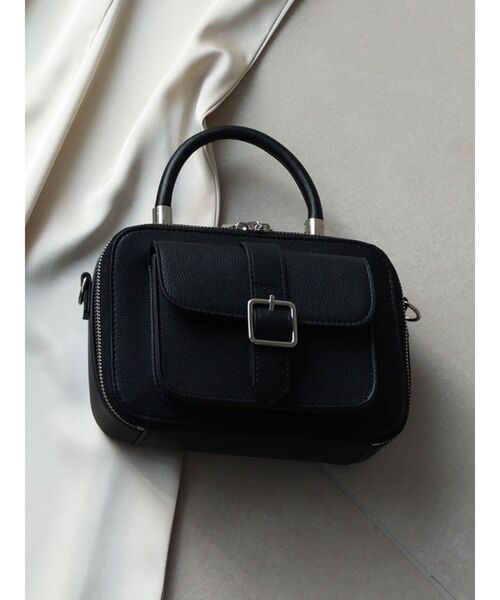 EATME（イートミー）の「ベルテットショルダーバッグ（ハンドバッグ・レディース・ブラック/アイボリー・FREE）」の4枚目の写真