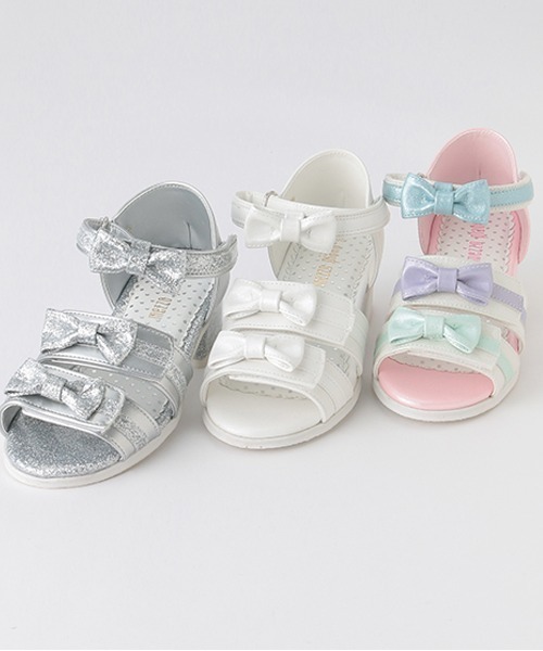 mezzo piano（メゾピアノ）の「3連リボンサンダル（サンダル