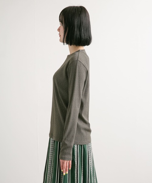 URBAN RESEARCH DOORS（アーバンリサーチドアーズ）の「ドライタッチテレコロングTシャツ（Tシャツ/カットソー・レディース・アイボリー/グレー系その他・MEDIUM）」の6枚目の写真