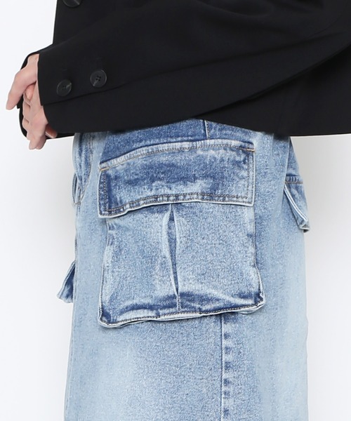 PUNYUS(プニュズ)の「デザインデニムカーゴロングスカート(デニムスカート・レディース・ライトインディゴブルー/ライトブルー/ブラック系その他・1/2/3/4)」の7枚目の写真