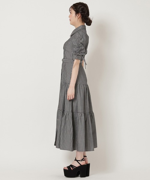 REDYAZEL(レディアゼル)の「ストライプティアードシャツワンピース(ワンピース・レディース・ブルー/ベージュ/ネイビー・SMALL/MEDIUM)」の12枚目の写真