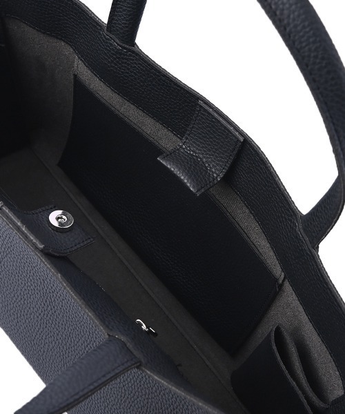 marjour（マージュール）の「LANDSCAPE FAKE LEATHER TOTE BAG（トートバッグ・レディース・ブラック・FREE）」の17枚目の写真