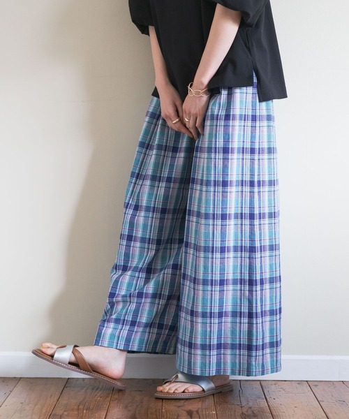 studio CLIP（スタディオクリップ）の「【イージーケア/接触冷感】多機能イージーバギーパンツ[プチ・プラスサイズあり]（その他パンツ・レディース・ベージュ/その他5/カーキ/オフホワイト/その他4・PF/ﾌﾘｰ(L)/FREE）」の2枚目の写真