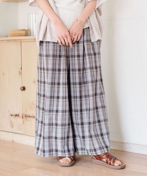 studio CLIP（スタディオクリップ）の「【イージーケア/接触冷感】多機能イージーバギーパンツ[プチ・プラスサイズあり]（その他パンツ・レディース・ベージュ/その他5/カーキ/オフホワイト/その他4・PF/ﾌﾘｰ(L)/FREE）」の5枚目の写真