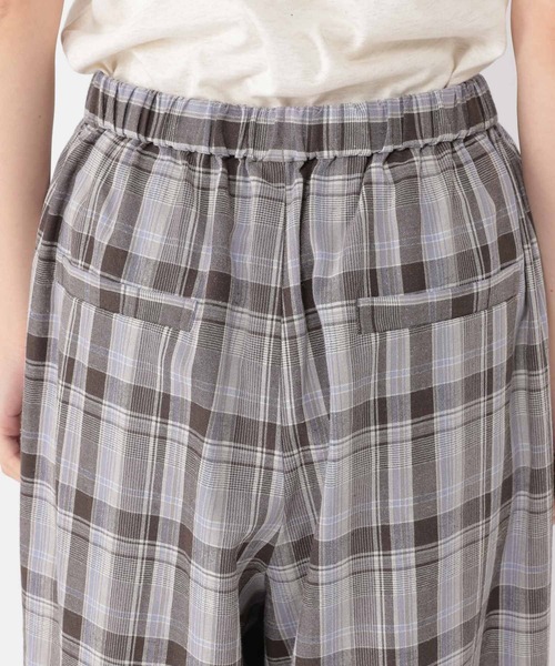 studio CLIP（スタディオクリップ）の「【イージーケア/接触冷感】多機能イージーバギーパンツ[プチ・プラスサイズあり]（その他パンツ・レディース・ベージュ/その他5/カーキ/オフホワイト/その他4・PF/ﾌﾘｰ(L)/FREE）」の15枚目の写真