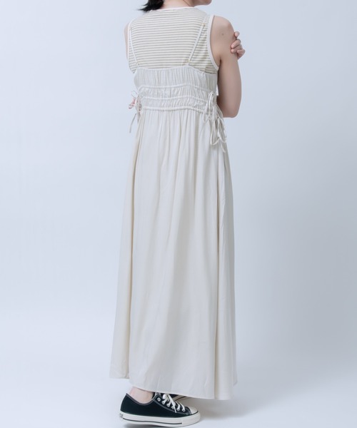 LOSUCA（ロスカ）の「レイヤードキャミワンピース（ワンピース・レディース・マスタード/アイボリー/オレンジ・FREE）」の10枚目の写真