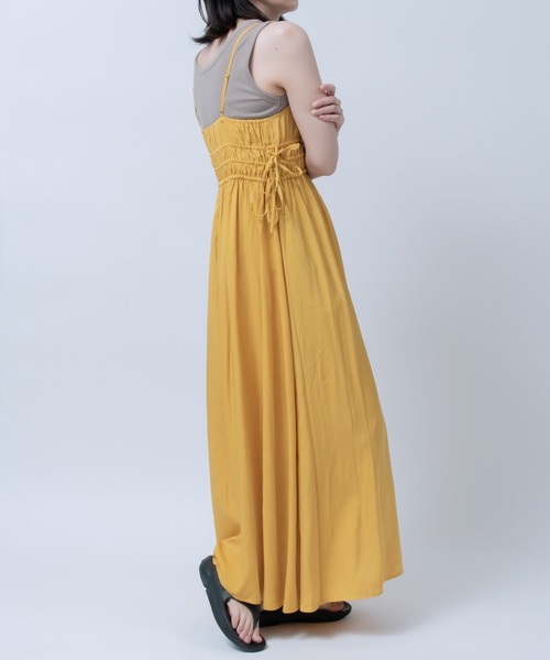 LOSUCA（ロスカ）の「レイヤードキャミワンピース（ワンピース・レディース・マスタード/アイボリー/オレンジ・FREE）」の16枚目の写真