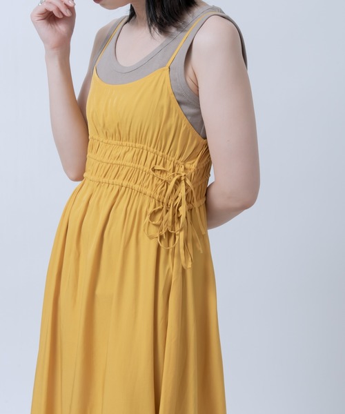 LOSUCA（ロスカ）の「レイヤードキャミワンピース（ワンピース・レディース・マスタード/アイボリー/オレンジ・FREE）」の21枚目の写真