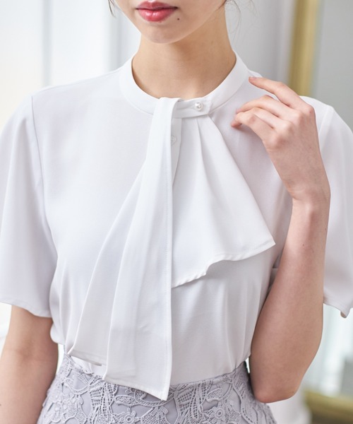 tocco closet（トッコ　クローゼット）の「２ＷＡＹボウタイ付きフレアスリーブブラウス（シャツ/ブラウス・レディース・ブラック/オフホワイト/クリーム/ネイビー/ミント/ラベンダー/ホワイト・M）」の12枚目の写真