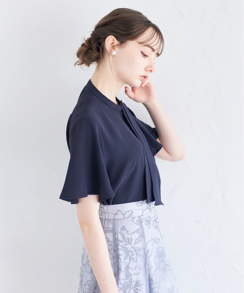 tocco closet（トッコ　クローゼット）の「２ＷＡＹボウタイ付きフレアスリーブブラウス（シャツ/ブラウス・レディース・ブラック/オフホワイト/クリーム/ネイビー/ミント/ラベンダー/ホワイト・M）」の21枚目の写真