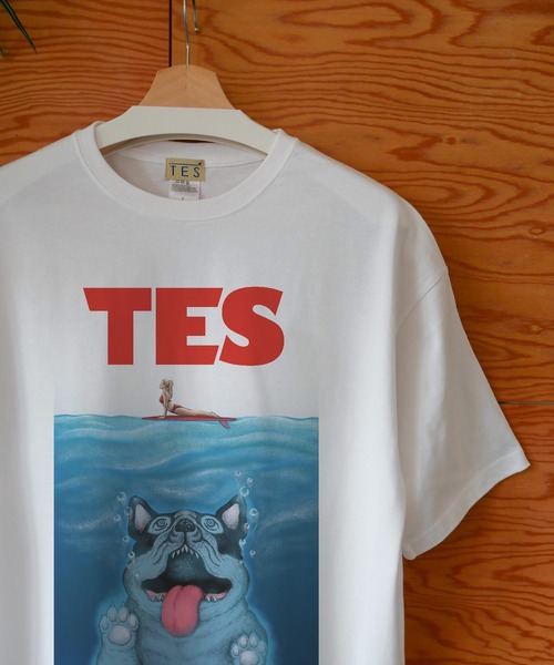 The Endless Summer(エンドレスサマー)の「【WEB / FLAG SHOP限定】TES THIRSTY CRAZY BUHI BIG T-SHIRT /オーバーサイズ・ビッグシルエット・半袖T(Tシャツ/カットソー・メンズ・ホワイト・LARGE/MEDIUM/SMALL/X-LARGE)」の2枚目の写真