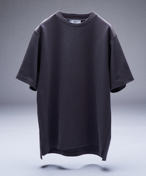 417 EDIFICE(フォーワンセブンエディフィス)の「”接触冷感&速乾&アンチピリング” utility EVERYDAY Tシャツ(Tシャツ/カットソー・メンズ・チャコールグレー/ブルー/ホワイト/ブラック・X-LARGE/LARGE/MEDIUM/SMALL)」の4枚目の写真