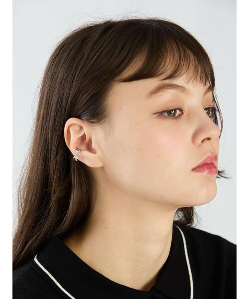 To b. by agnes b.（トゥービーバイアニエスベー）の「ハート イヤーカフ（イヤリング・レディース・シルバー系その他・FREE）」の3枚目の写真