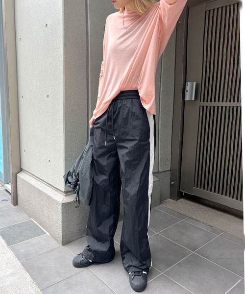 ABYS(アビス)の「サイドラインナイロンパンツ(その他パンツ・レディース・ブラック/チャコールグレー・FREE)」の21枚目の写真