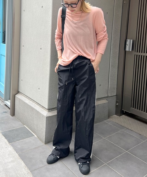 ABYS(アビス)の「サイドラインナイロンパンツ(その他パンツ・レディース・ブラック/チャコールグレー・FREE)」の22枚目の写真