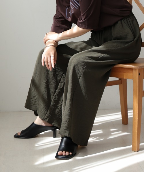 Bou Jeloud(ブージュルード)の「リラックスワイドパンツ(その他パンツ・レディース・モカ/キャメル/ブラック/カーキ/イエロー/ブラウン/ブルーグリーン・FREE)」の20枚目の写真