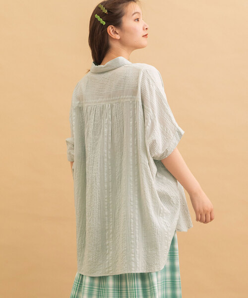 POU DOU DOU（プードゥドゥ）の「＜made in INDIA＞シアサッカーストライプドルマンシャツ（シャツ/ブラウス・レディース・ライトブルー/ラベンダー/ネイビー・M）」の7枚目の写真