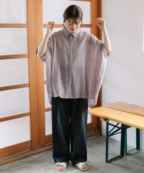 POU DOU DOU（プードゥドゥ）の「＜made in INDIA＞シアサッカーストライプドルマンシャツ（シャツ/ブラウス・レディース・ライトブルー/ラベンダー/ネイビー・M）」の12枚目の写真