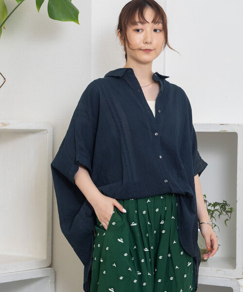 POU DOU DOU（プードゥドゥ）の「＜made in INDIA＞シアサッカーストライプドルマンシャツ（シャツ/ブラウス・レディース・ライトブルー/ラベンダー/ネイビー・M）」の14枚目の写真