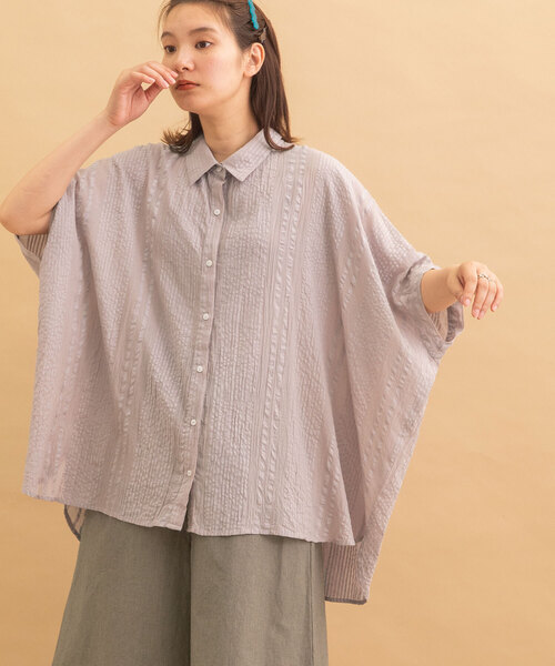 POU DOU DOU（プードゥドゥ）の「＜made in INDIA＞シアサッカーストライプドルマンシャツ（シャツ/ブラウス・レディース・ライトブルー/ラベンダー/ネイビー・M）」の22枚目の写真