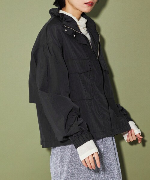 CITEN（シテン）の「＜CITEN＞ナイロン ショートブルゾン（ブルゾン・レディース・ベージュ/グレー/ブラック・FREE）」の9枚目の写真