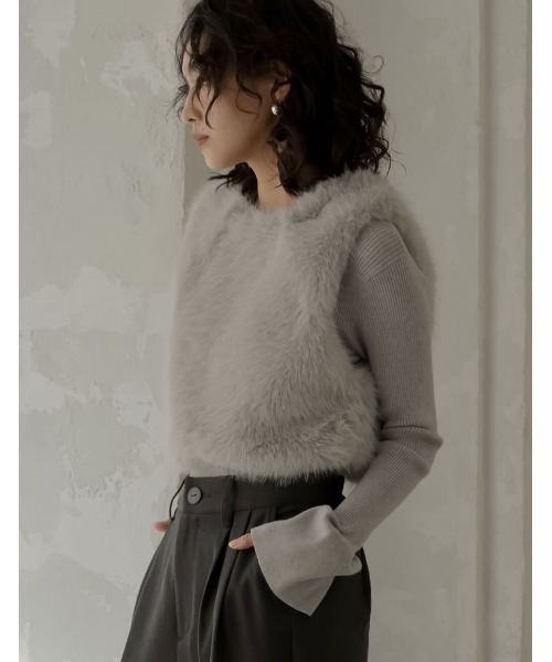 Re:EDIT（リエディ）の「前後2WAYフェイクファーベスト（ダウンベスト・レディース・ベージュ/ブラック/グレー・MEDIUM/LARGE）」の9枚目の写真