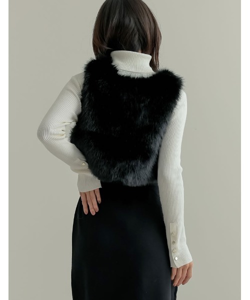 黒 フェイクファー付き ダウンベスト セール】前後2WAYフェイクファーベスト（ダウンベスト）｜Re