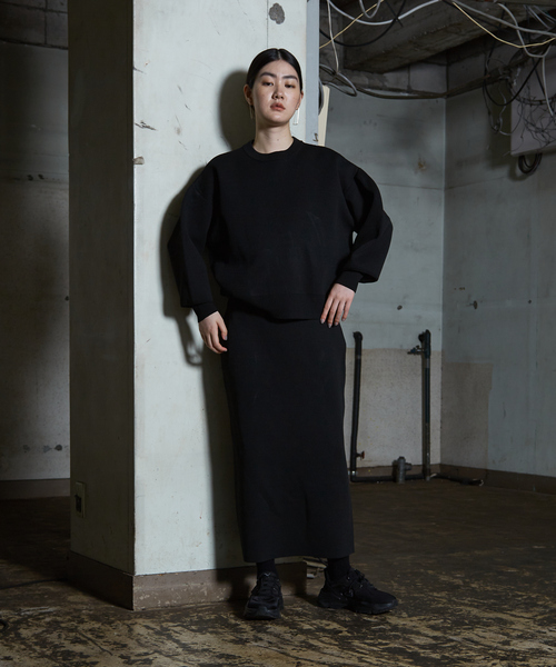 NOMINE(ノミネ)の「【上下2点セット/セットアップ対応】プレーティングニットセットアップ【WEB限定】(ニット/セーター・レディース・ブラウン/レッド/ネイビー/ブラック・フリー)」の2枚目の写真