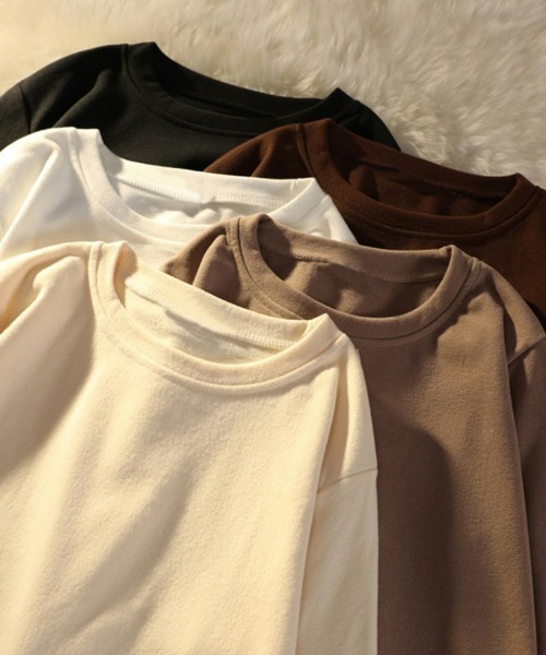 SEU(エスイーユー)の「インナー長袖Tシャツクルーネック フリース ストレッチ ゆったり 韓国ファッション 秋冬 ユニセックス(Tシャツ/カットソー・レディース・ホワイト/ベージュ/グレー/ブラック/ダークブラウン・フリー)」の18枚目の写真