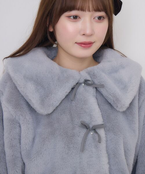 ems excite（エムズエキサイト）の「リボンFファーJK（その他アウター