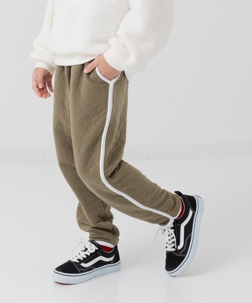 chil2（チルツー）の「ニットキルト パイピングパンツ（その他パンツ・キッズ・グレー/ブラック/カーキ/オートミール/ネイビー・80ｃｍ/90cm/100cm/110cm/120cm/130cm/140cm/150cm）」の5枚目の写真