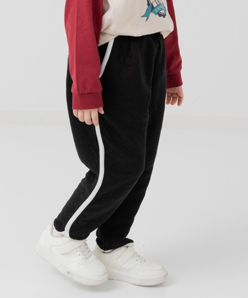 chil2（チルツー）の「ニットキルト パイピングパンツ（その他パンツ・キッズ・グレー/ブラック/カーキ/オートミール/ネイビー・80ｃｍ/90cm/100cm/110cm/120cm/130cm/140cm/150cm）」の2枚目の写真