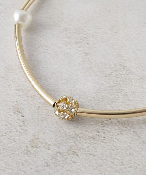 OPAQUE.CLIP(オペークドットクリップ)の「2連フェイクパールブレスレット(ブレスレット・レディース・シルバー/ゴールド・00)」の7枚目の写真