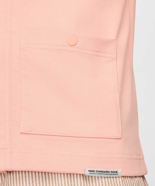 NIKE（ナイキ）の「ナイキ Dri-FIT スタンダードイシュー メンズ　ゴルフカーディガン / Nike Dri-FIT Standard Issue Men's Golf Cardigan FB5465-800 Arctic Orange（カーディガン/ボレロ・メンズ・ピンク系その他・2XL/L/M/S/XL）」の4枚目の写真