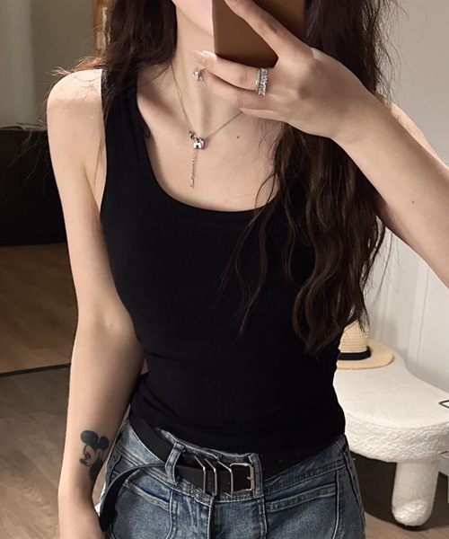 限定セール　美品　ヴィンテージ　ディオール　タンクトップ　ブラック 限定セール 美品 ヴィンテージ ディオール タンクトップ ブラック 2025