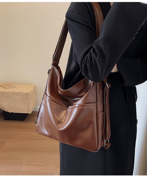 ALWAYS GOOD TIME(オルウェイズグッドタイム)の「【M2SUQARED/エムツースクエア】多機能ソフトフェイクレザーバッグ(ショルダーバッグ・レディース・ブラウン/ブラック・FREE)」の17枚目の写真