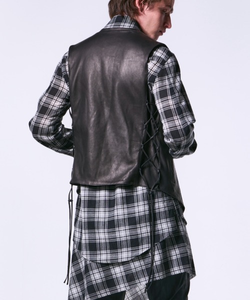 kiryuyrik（キリュウキリュウ）の「Kiryuyrik/キリュウキリュウ/LaceUp Conch Vest（ベスト・メンズ・ブラック・MEDIUM/LARGE/SMALL）」の3枚目の写真