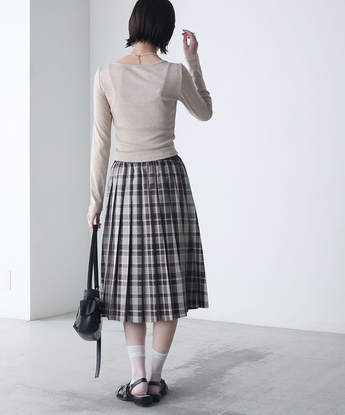 forksy.（フォルクシー）の「【forksy.】ミドル丈アソートプリーツチェックスカート（スカート・レディース・ネイビー系/レッド系/ベージュ系・FREE）」の13枚目の写真